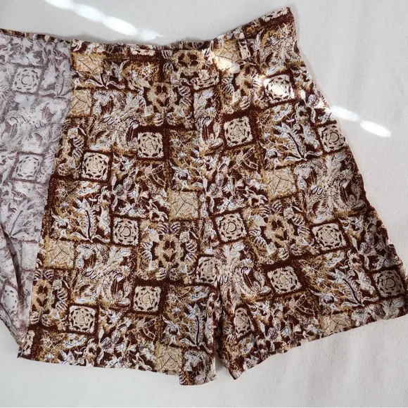 Vintage Contempo Casuals Brown and Ochre Print Set Tank Top & Wrap Skort - Picture 5 of 17